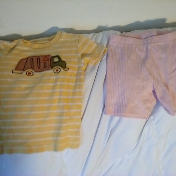 18 months various clothing - Picture 4 of 6